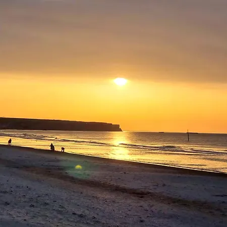 Le Tiny Beach, Impasse De L'horizon, アネル
