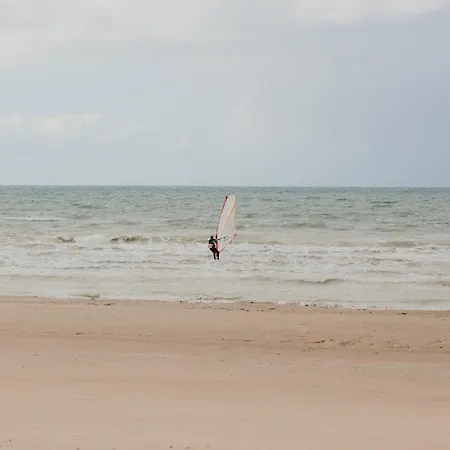 Le Tiny Beach, Impasse De L'horizon, アネル