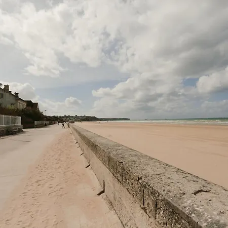 Le Tiny Beach, Impasse De L'horizon, アパート